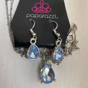Light blue stone set